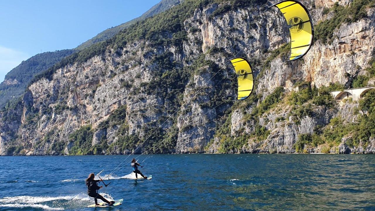 Hotel Club da Baia Brenzone sul Garda Bagian luar foto